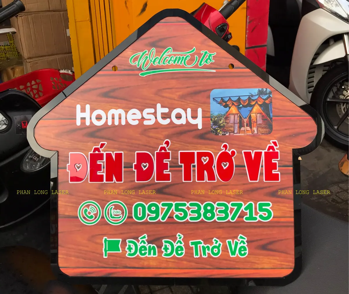 Bảng Gỗ quảng cáo cho homestay tại Đà Nẵng