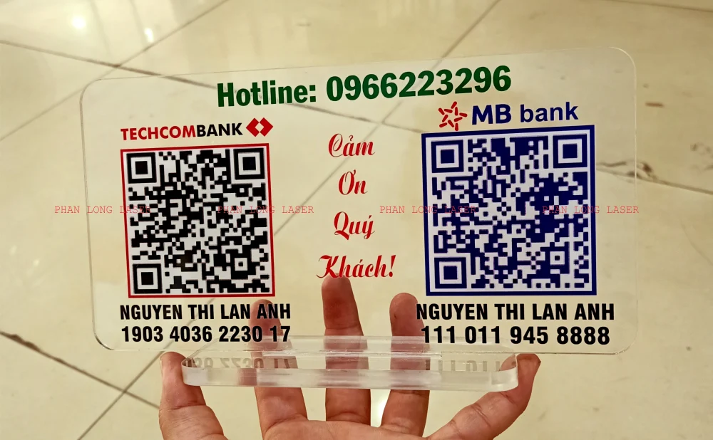 In UV lên biển bảng số tài khoản ngân hàng làm bằng nhựa mica acrylic theo yêu cầu tại Quận 1, Quận 3, Quận 5, Quận 7, Quận 9, Quận 11, Sài Gòn