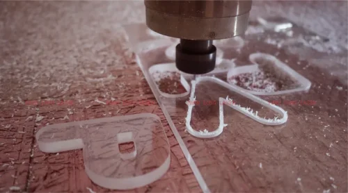 Báo giá Cắt Mica theo yêu cầu Lấy Liền 4 phút Giá Rẻ