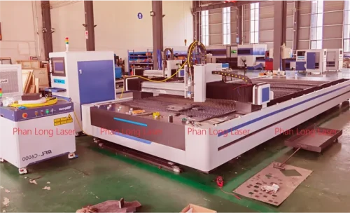 Báo giá Cắt Inox bằng Máy Laser lấy liền 4 phút Giá Rẻ