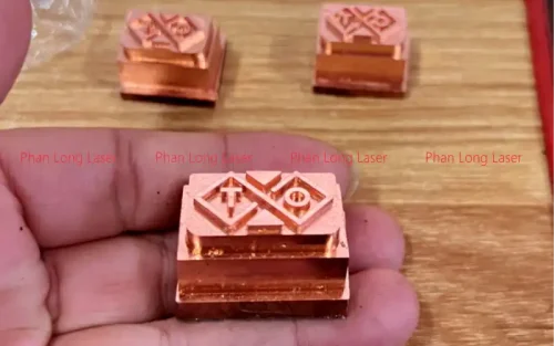 Nhận Cắt Khắc Laser Cnc Làm Khuôn Mẫu Khuôn Ép Theo Yêu Cầu