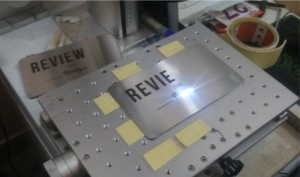 Khắc Chữ Khắc Logo lên Đồng Nhôm Sắt Thép bằng máy Laser Cnc
