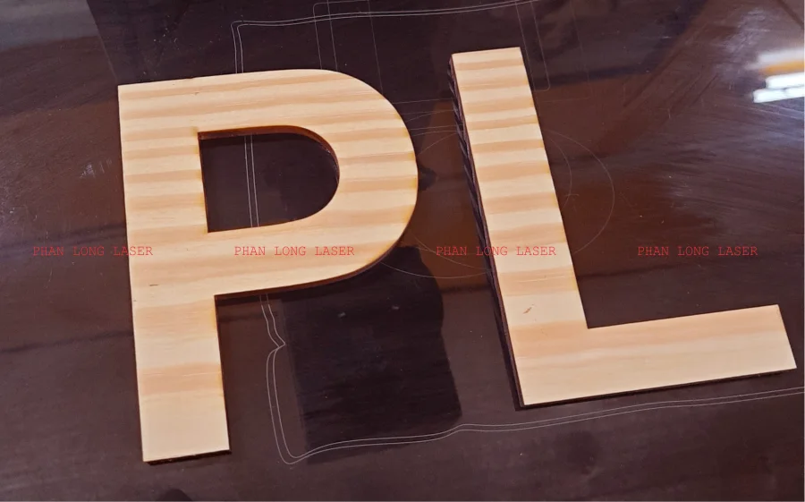 Cắt chữ gỗ thông bằng máy Laser tại Gò Vấp, Tân Phú, Bình Thạnh, Thủ Đức, Quận 6, Quận 7, Sài Gòn