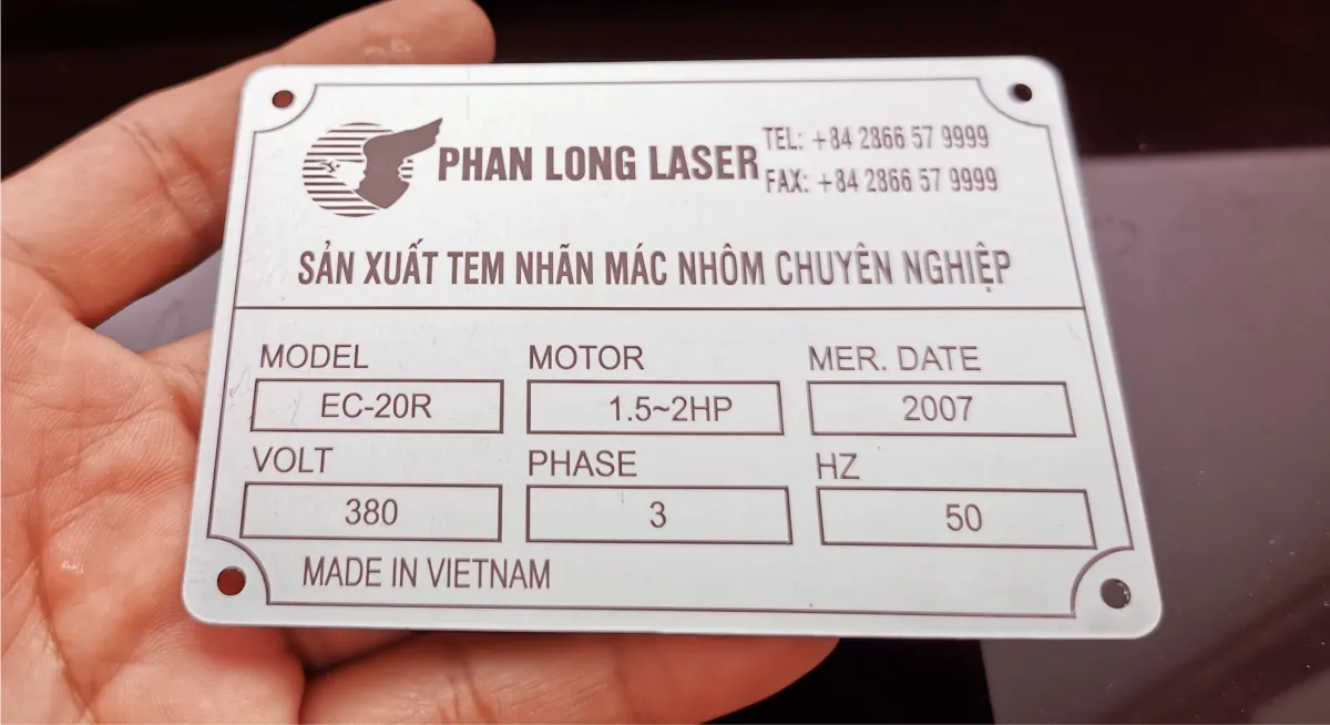 Khắc laser tạo hình tem nhãn mác nhôm kim loại giá rẻ tại Gò Vấp, Thủ Đức, Tân Phú, Tân Bình, Bình Tân, Bình Thạnh, TP Hồ Chí Minh, Sài Gòn, Tphcm