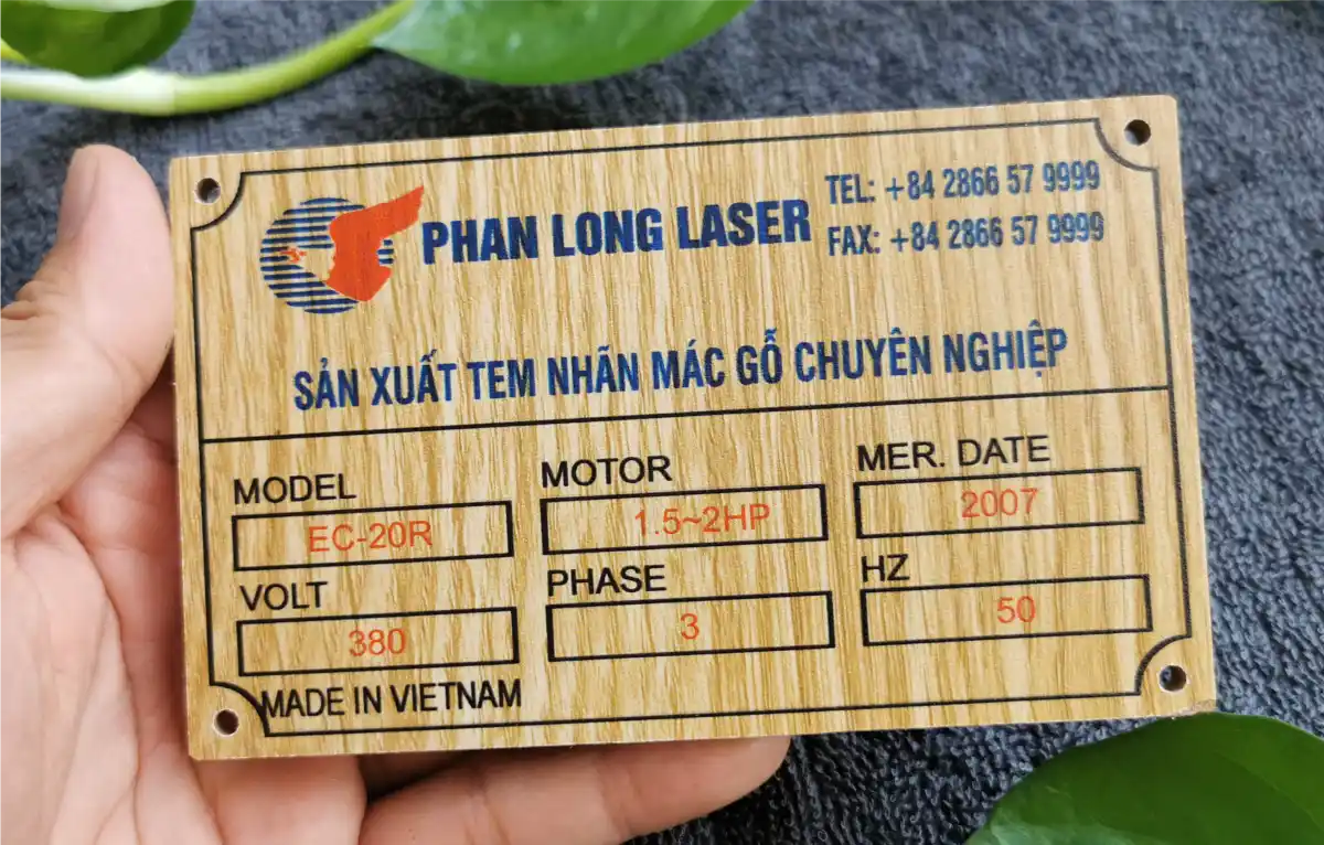 Tem nhãn mác làm bằng gỗ in UV tại Thanh Xuân, Cầu Giấy, Hoàng Mai, Long Biên, Thanh Trì, Hoàn Kiếm, Gia Lâm, Hà Nội